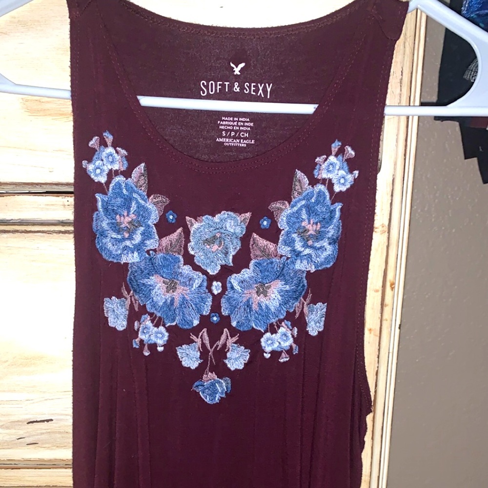 Soft and sexy America Eagle floral blouse